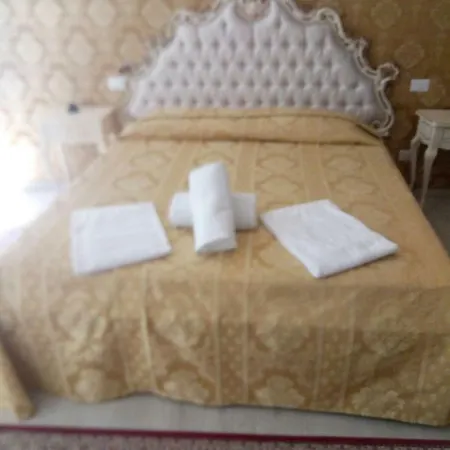 La Residenza Di Carlo Close To Piazza San Marco Appartement *