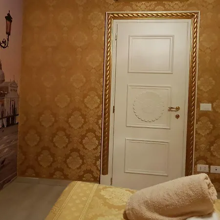 Apartment La Residenza Di Carlo Close To Piazza San Marco *