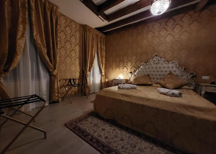 La Residenza Di Carlo Close To Piazza San Marco Apartamento