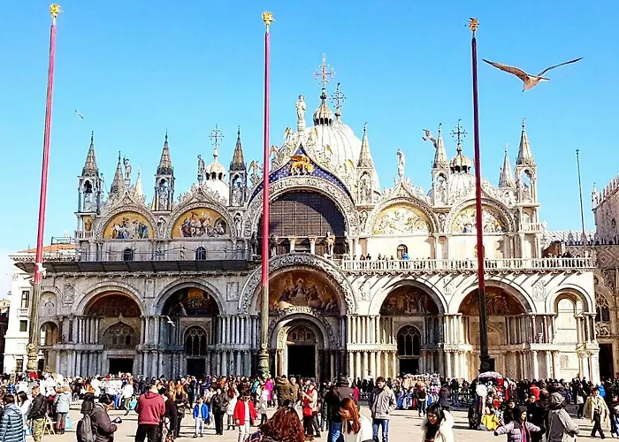 La Residenza Di Carlo Close To Piazza San Marco Apartamento