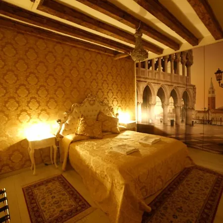 Apartamento La Residenza Di Carlo Close To Piazza San Marco Veneza