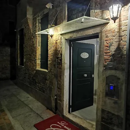 La Residenza Di Carlo Close To Piazza San Marco Apartamento Veneza